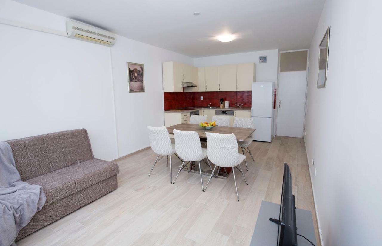 ספליט Apartments Put Plokita Smilja מראה חיצוני תמונה