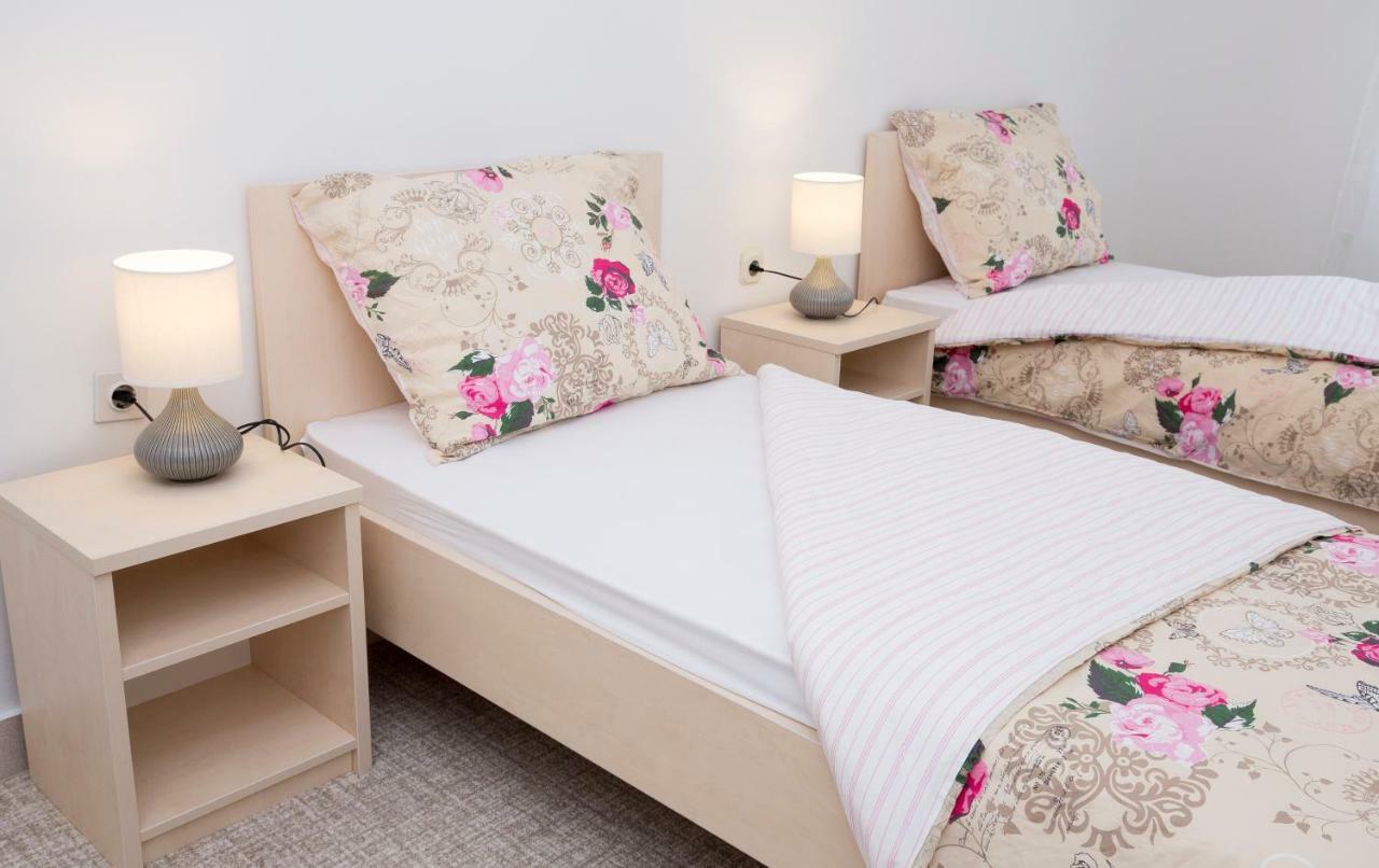 ספליט Apartments Put Plokita Smilja מראה חיצוני תמונה